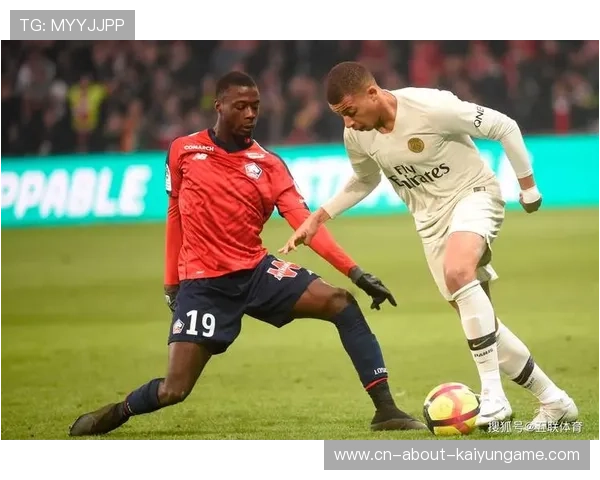 法甲比赛中高频传中战术提高边路存在感，法甲中场